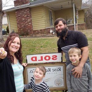 Meet your Posher, Alaina